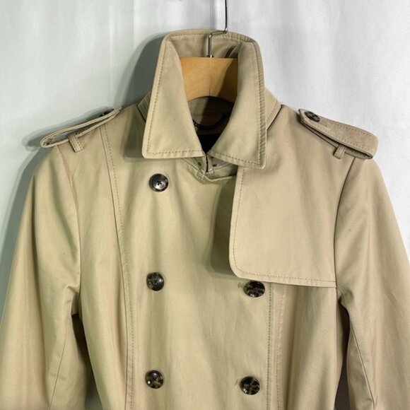 Banana republic classic tan trenchcoat - Picture 1 of 10